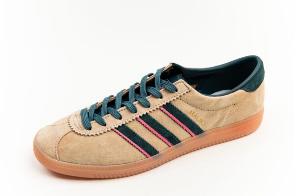 adidas-gazelle-sneakers