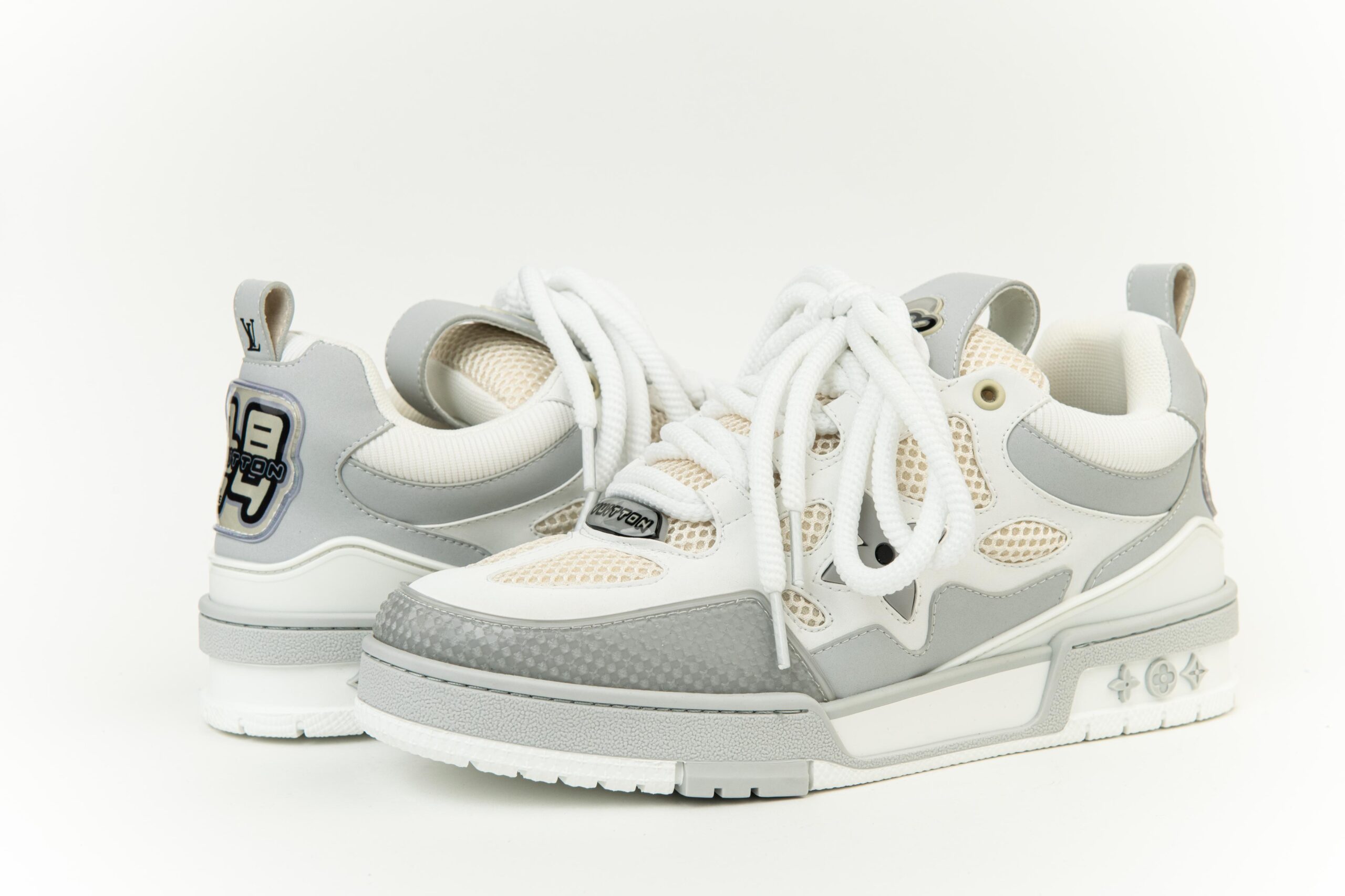 White Color Woman's Sneakers Louis Vuitton