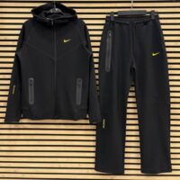 IMG_4505 Nike Tech Black