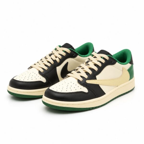 Image Travis Scott x Air Jordan Low Sneakers