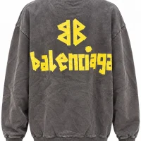 Balenciaga ნაცრისფერი ზედა Balenciaga ნაცრისფერი ზედა