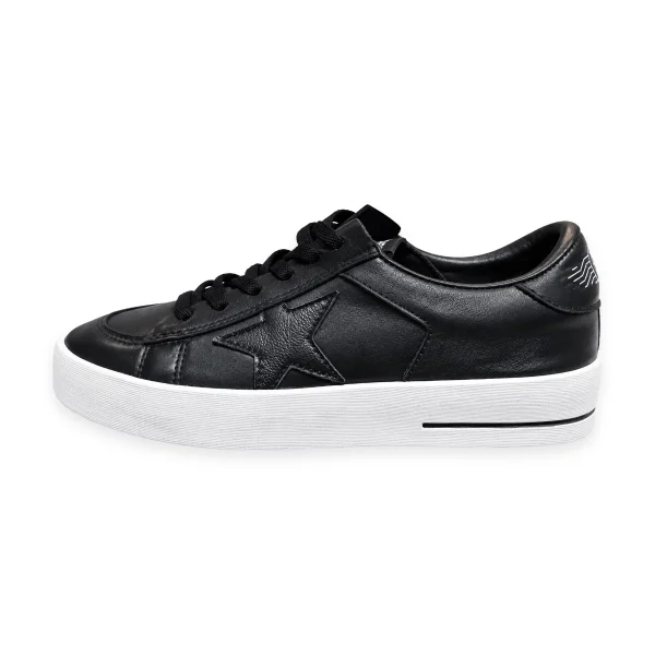 Golden Goose Low top Black leather Golden Goose Low top Black leather
