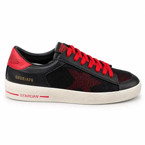 Golden Goose- გოლდენ გუსი შავი წითელი ვარსკვლავით Golden Goose- გოლდენ გუსი შავი წითელი ვარსკვლავით