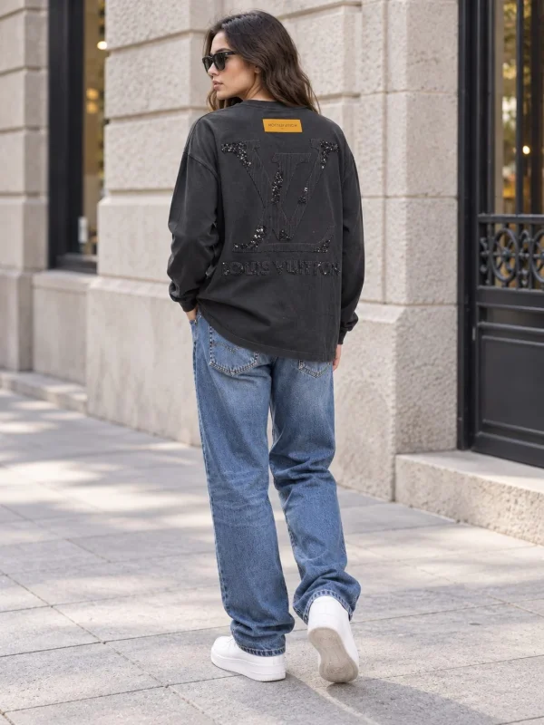 Louis Vuitton შავი ზედა Louis Vuitton შავი ზედა
