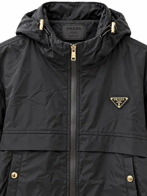 Prada შავი პლაშოვკა Prada შავი პლაშოვკა