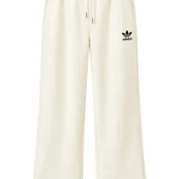 Adidas ბეჟი სპორტული ორეული Adidas ბეჟი სპორტული ორეული