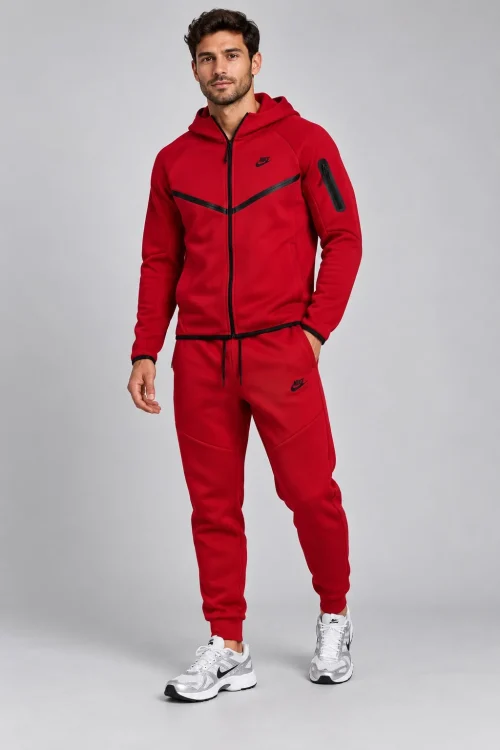 Nike Tech(ნაიკ ტეჩი)- სპორტული ორეული Nike Tech(ნაიკ ტეჩი)- სპორტული ორეული