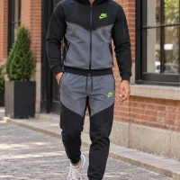 Nike Tech სპორტული ორეული
