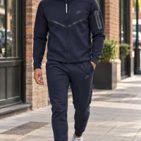 Nike Tech ლურჯი სპორტული ორეული Nike Tech ლურჯი სპორტული ორეული